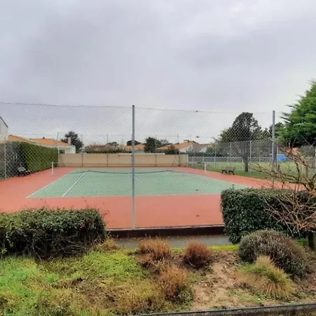 Saint Palais Sur - Mitoyenne De - Bois Soleil شقة *